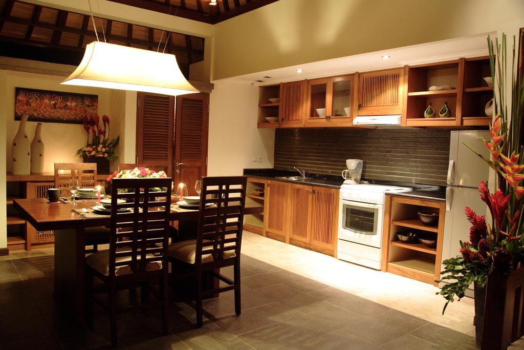 Villa Alex เซมินยัค ภายนอก รูปภาพ